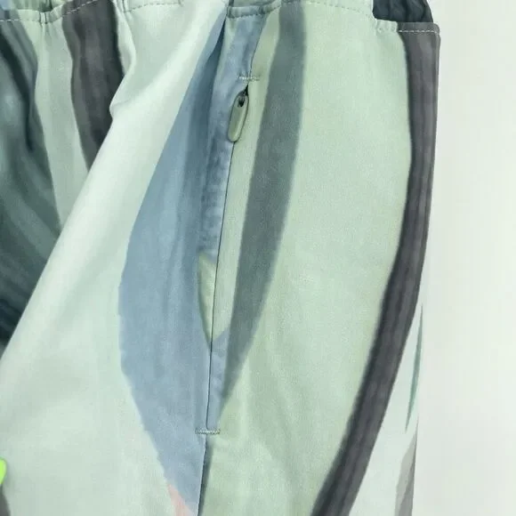 Calia Mid-Rise Infinity Shorts XL | 3” Inseam, Succulent Green, Run Collection - Picture 8 of 14
